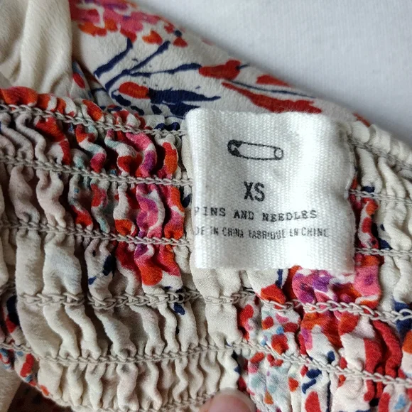 Anthropologie Pins & Needles Floral Summer Blouse - Picture 4 of 4